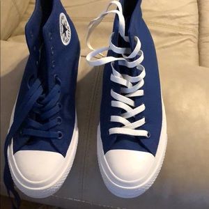 Converse size US 8
